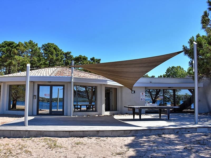 toile d'ombrage pour camping