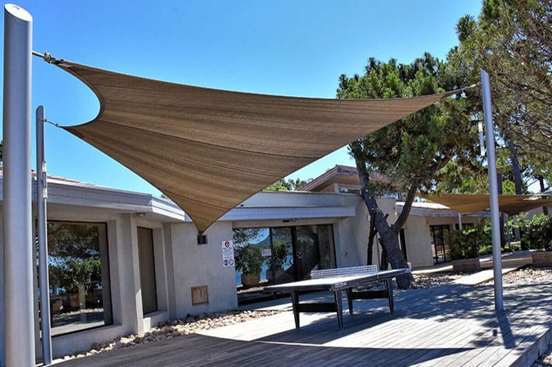 toile d'ombrage pour camping