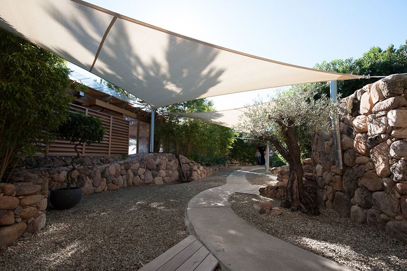 toile d'ombrage pour restaurant