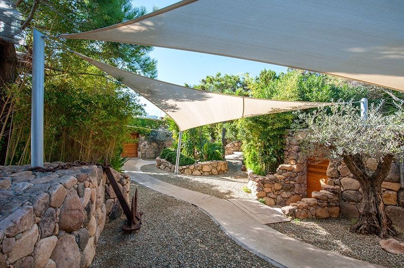 toile d'ombrage pour restaurant