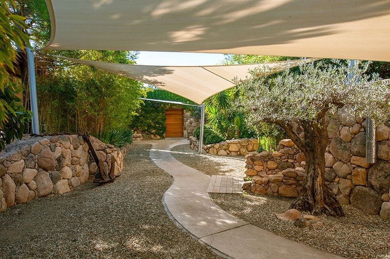 toile d'ombrage pour restaurant