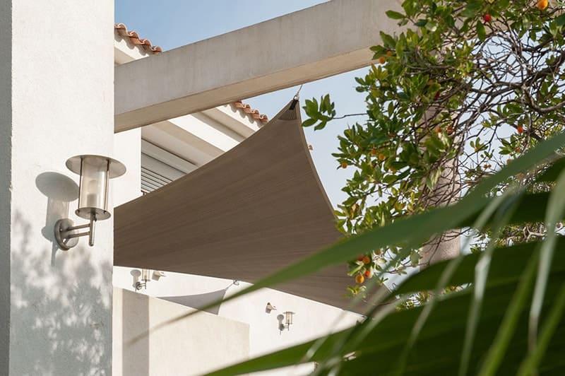 voile d'ombrage pour jardin