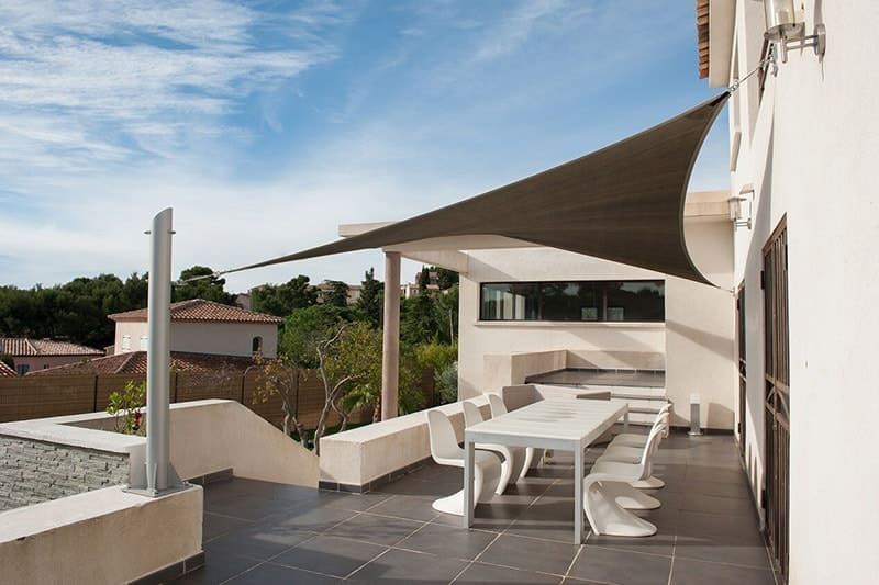 voile d'ombrage pour jardin