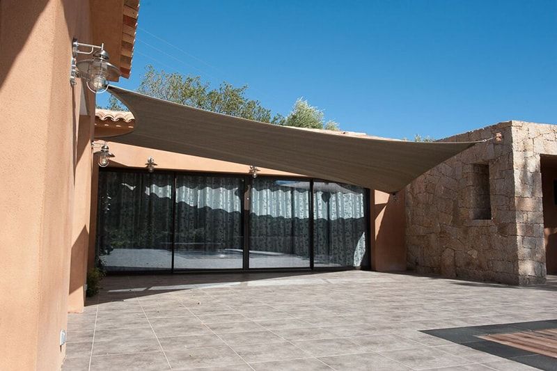 toile d'ombrage pour veranda