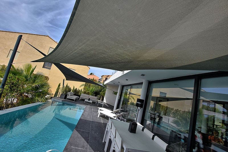 toile d'ombrage sur mesure